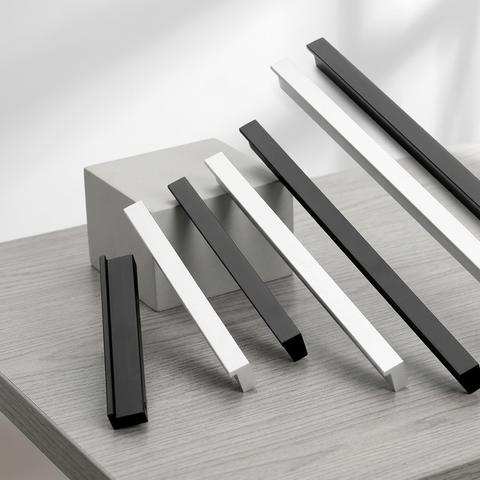 Wardrobe & Closet Hardware Solution